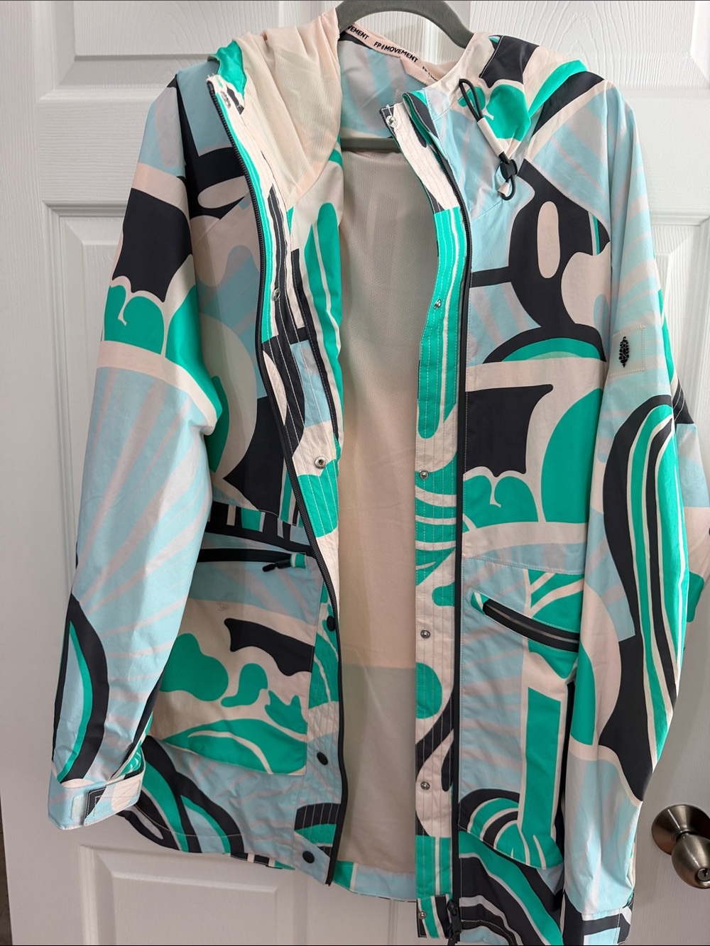 Free People packable Light Blue, Teal & Black Graphic Hooded Jacket size xl